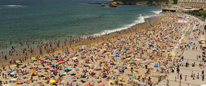 Final de ano na praia: como curtir preservando o meio ambiente